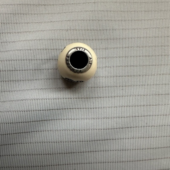 Disney Pandora Charm - Picture 3 of 4